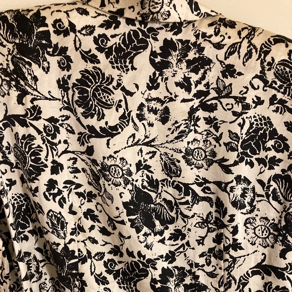 Vintage Silk Floral Wrap Blouse Petite Sophisticate Sz 6P - Picture 9 of 11